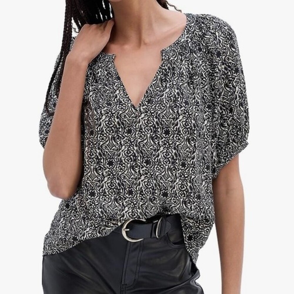 GAP Women's Short Puff Sleeve Top Blouse Shirt NWT Career Office Business